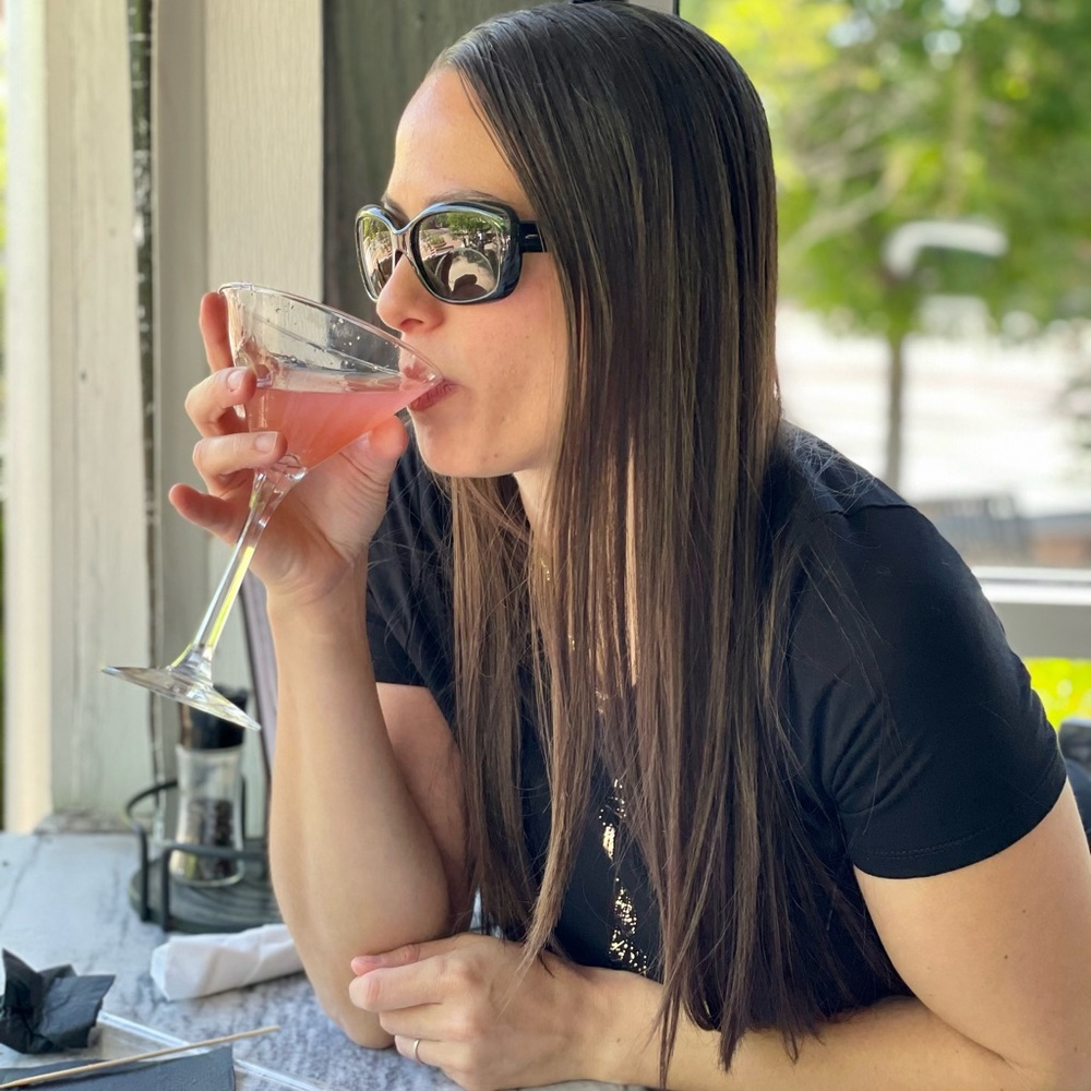 Meet your Posher, Daniella